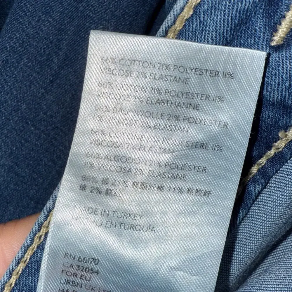 Free People Women's Sz 24 Just Float On Flare Jeans - Picture 7 of 9